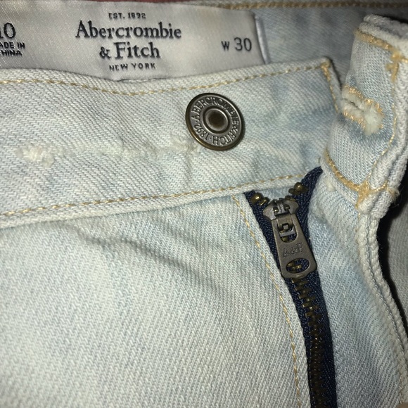 Abercrombie and Fitch Jean Skirt - Picture 3 of 5